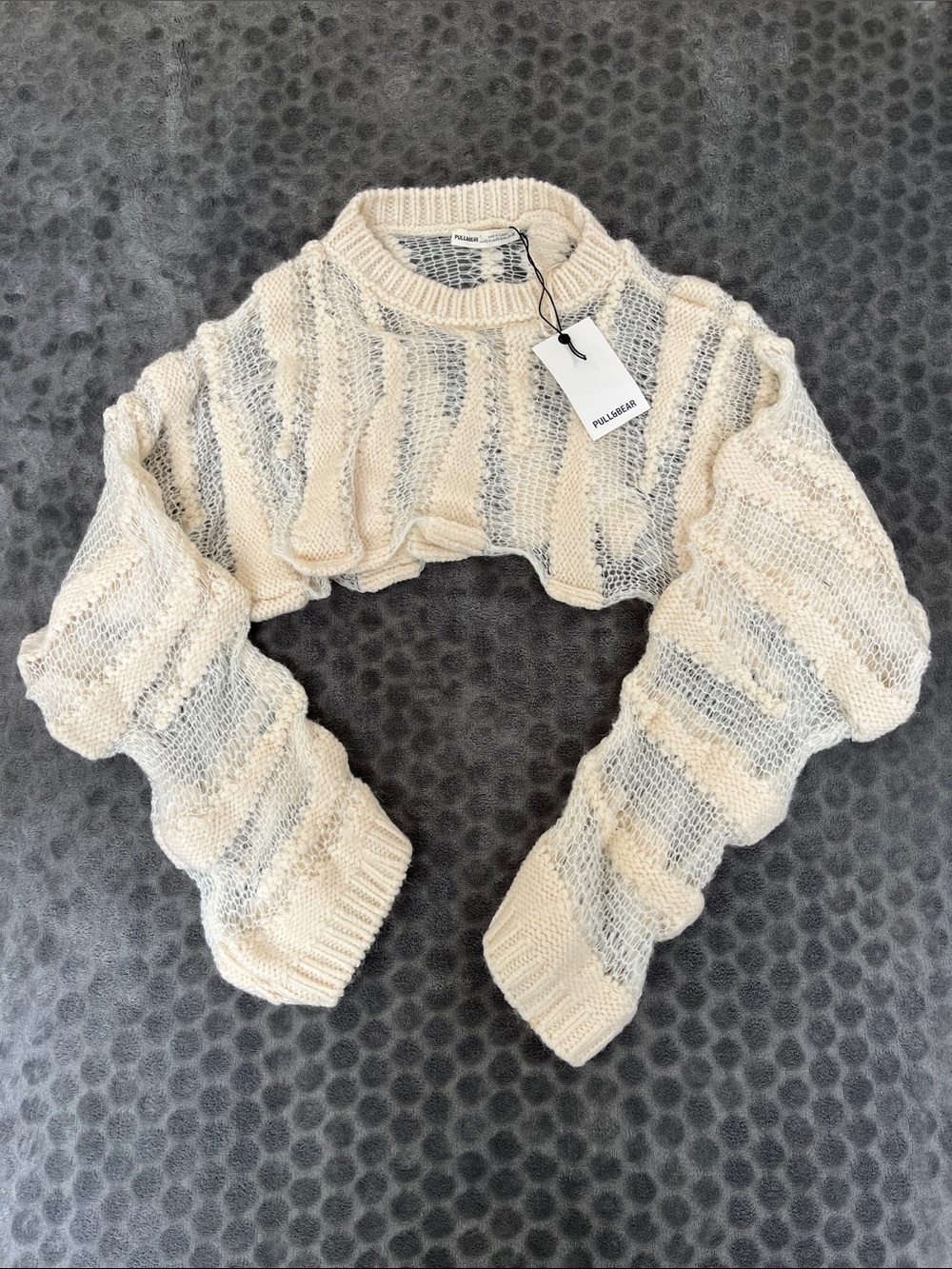 Pull&Bear Cropped Crewneck Sweater in Cream